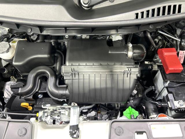 スペーシアカスタム ハイブリッドＸＳ　届出済未使用車　純正９型ナビ　全周囲カメラ　両側パワスラ　シ－トヒ－タ－　セ－フティサポート　アダプティブクルーズコントロール　ＬＥＤヘッドライト　ヘッドアップディスプレイ　禁煙車（18枚目）