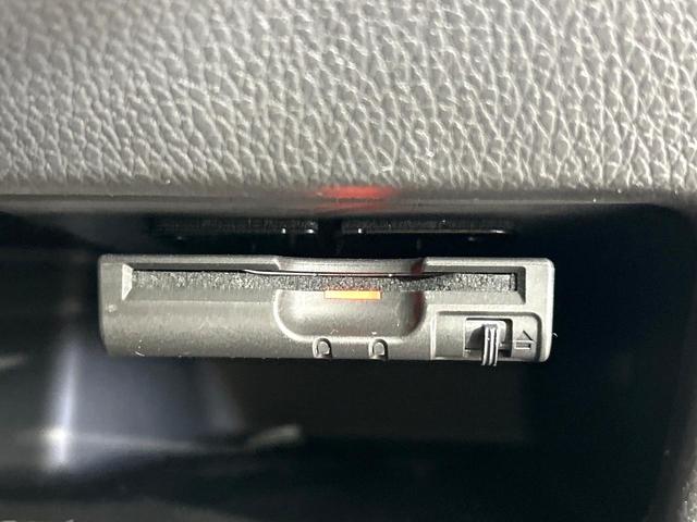 デイズルークス ハイウェイスター　Ｘ　純正ナビ　全周囲カメラ　電動スライドドア　インテリキー　ＥＴＣ　ＨＩＤヘッド　Ｂｌｕｅｔｏｏｔｈ　オートエアコン　純正１４インチＡＷ　ＣＤ／ＤＶＤ再生　アイドリングストップ　ワンオーナー　禁煙車（7枚目）