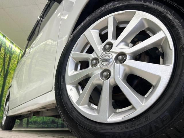 デイズルークス ハイウェイスター　Ｘ　純正ナビ　全周囲カメラ　電動スライドドア　インテリキー　ＥＴＣ　ＨＩＤヘッド　Ｂｌｕｅｔｏｏｔｈ　オートエアコン　純正１４インチＡＷ　ＣＤ／ＤＶＤ再生　アイドリングストップ　ワンオーナー　禁煙車（13枚目）