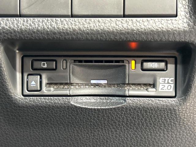 RAV4 アドベンチャー 登録済未使用車 純正10.5型ナビ バックカメラ シ-トベンチレ-ション ステアリングヒーター セ-フティセンス レーダークルーズコントロール BSM ETC2.0 フルセグTV 禁煙車(8枚目)