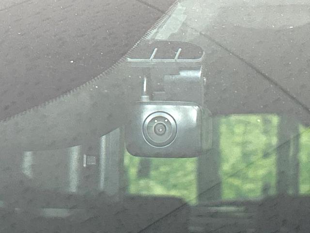 ノート Ｘ　純正９型ナビ　全周囲カメラ　インテリジェントルームミラー　エマージェンシーブレーキ　ドラレコ　ＥＴＣ　ＬＥＤヘッドライト　Ｂｌｕｅｔｏｏｔｈ　クリアランスソナー　禁煙車　ワンオーナー（37枚目）