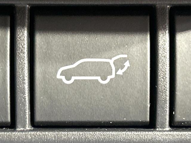 プリウス Z 純正12.3型ナビ 全周囲カメラ シ-トベンチレ-ション デジタルインナーミラー セ-フティセンス レーダークルーズコントロール BSM ステアリングヒーター LEDヘッドライト 禁煙車(7枚目)