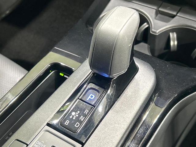 プリウス Z 純正12.3型ナビ 全周囲カメラ シ-トベンチレ-ション デジタルインナーミラー セ-フティセンス レーダークルーズコントロール BSM ステアリングヒーター LEDヘッドライト 禁煙車(21枚目)