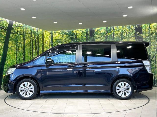 ステップワゴンスパーダ Z 純正ナビ フリップダウンモニター バックカメラ 両側パワスラ スマートキー ETC HIDヘッドライト 純正16インチAW CD/DVD再生 フルセグ 革巻きステアリング 禁煙車 ワンオーナー(42枚目)