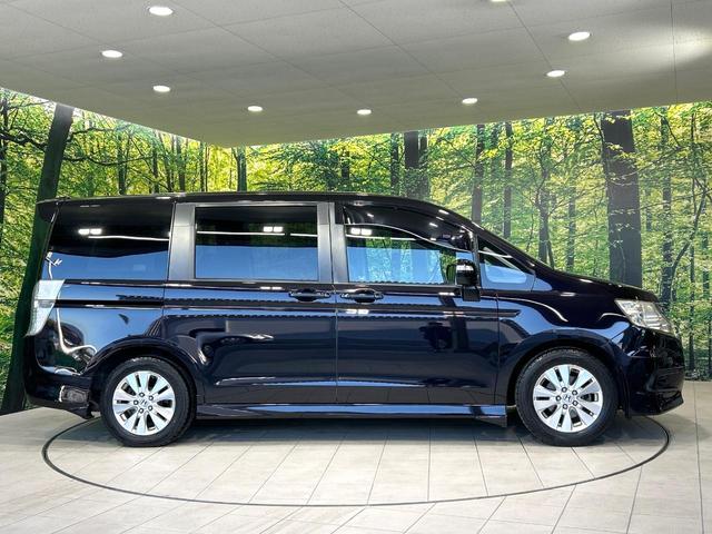 ステップワゴンスパーダ Z 純正ナビ フリップダウンモニター バックカメラ 両側パワスラ スマートキー ETC HIDヘッドライト 純正16インチAW CD/DVD再生 フルセグ 革巻きステアリング 禁煙車 ワンオーナー(43枚目)