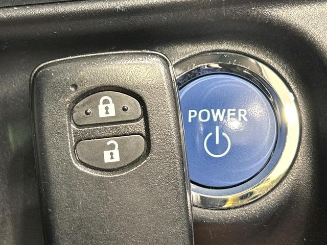 アクア Sスタイルブラック 後期 純正ナビ 全周囲カメラ スマートキー セ-フティセンス ドラレコ ETC LEDヘッドライト Bluetooth フルセグTV オ-トハイビ-ム 禁煙車 ワンオーナー(5枚目)