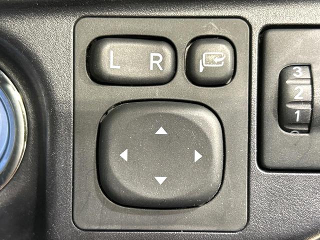 アクア Sスタイルブラック 後期 純正ナビ 全周囲カメラ スマートキー セ-フティセンス ドラレコ ETC LEDヘッドライト Bluetooth フルセグTV オ-トハイビ-ム 禁煙車 ワンオーナー(41枚目)