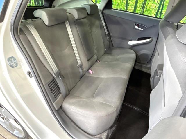 プリウス Sツーリングセレクション ナビ バックカメラ スマートキー LEDヘッドライト 純正17インチAW Bluetooth ETC オートライト オートエアコン CD/DVD再生 禁煙車 ワンオーナー(9枚目)