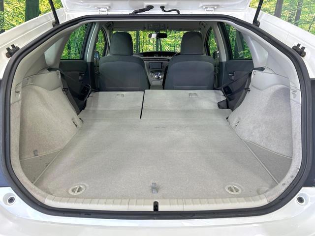 プリウス Sツーリングセレクション ナビ バックカメラ スマートキー LEDヘッドライト 純正17インチAW Bluetooth ETC オートライト オートエアコン CD/DVD再生 禁煙車 ワンオーナー(10枚目)