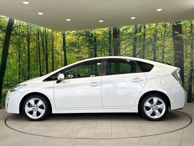 プリウス Sツーリングセレクション ナビ バックカメラ スマートキー LEDヘッドライト 純正17インチAW Bluetooth ETC オートライト オートエアコン CD/DVD再生 禁煙車 ワンオーナー(39枚目)