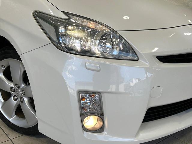 プリウス Sツーリングセレクション ナビ バックカメラ スマートキー LEDヘッドライト 純正17インチAW Bluetooth ETC オートライト オートエアコン CD/DVD再生 禁煙車 ワンオーナー(43枚目)