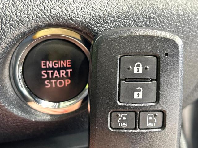シエンタ Ｇ　モデリスタエアロ　両側パワスラ　純正ナビ　バックカメラ　Ｂｌｕｅｔｏｏｔｈ　ＥＴＣ　スマートキー　７人乗　ＬＥＤヘッド　オートライト　オートエアコン　フォグライト　純正１６アルミ　革巻きステアリング（7枚目）