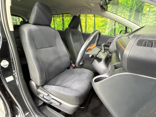 シエンタ Ｇ　モデリスタエアロ　両側パワスラ　純正ナビ　バックカメラ　Ｂｌｕｅｔｏｏｔｈ　ＥＴＣ　スマートキー　７人乗　ＬＥＤヘッド　オートライト　オートエアコン　フォグライト　純正１６アルミ　革巻きステアリング（9枚目）