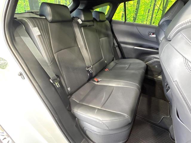 ハリアーハイブリッド Z レザーパッケージ 純正12.3型ナビ 全周囲カメラ JBLサウンドシステム デジタルインナーミラー シ-トベンチレ-ション 黒革シート パワーバックドア LEDヘッドライト ETC 禁煙車 ワンオーナー(7枚目)