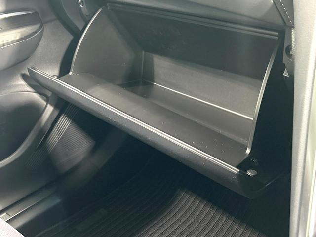 ハリアーハイブリッド Z レザーパッケージ 純正12.3型ナビ 全周囲カメラ JBLサウンドシステム デジタルインナーミラー シ-トベンチレ-ション 黒革シート パワーバックドア LEDヘッドライト ETC 禁煙車 ワンオーナー(39枚目)