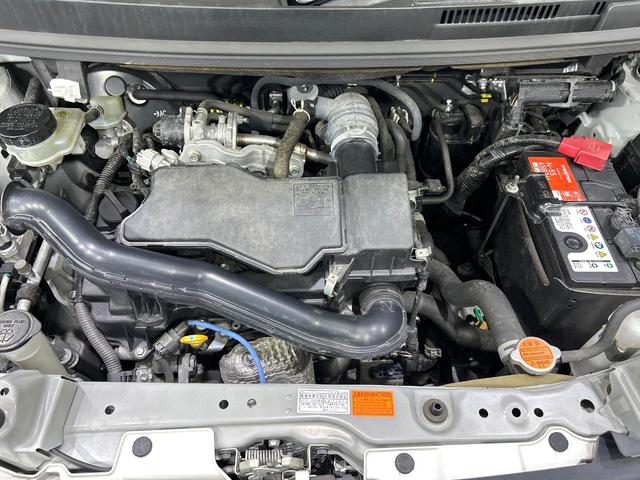 ルーミー カスタムＧ　純正９型ディスプレイオーディオ　全周囲カメラ　両側パワスラ　スマートアシスト　アダプティブクルーズコントロール　ドラレコ　ＥＴＣ　ＬＥＤヘッドライト　Ｂｌｕｅｔｏｏｔｈ　禁煙車　ワンオーナー（18枚目）