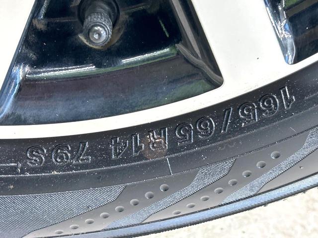 ルーミー カスタムＧ　純正９型ディスプレイオーディオ　全周囲カメラ　両側パワスラ　スマートアシスト　アダプティブクルーズコントロール　ドラレコ　ＥＴＣ　ＬＥＤヘッドライト　Ｂｌｕｅｔｏｏｔｈ　禁煙車　ワンオーナー（52枚目）