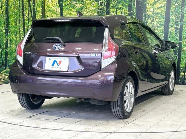 アクア Ｓ　中期　純正ナビ　セ－フティセンス　スマートキー　ＥＴＣ　純正ＯＰ１５インチＡＷ　オートハイビーム　オートライト　オートエアコン　Ｂｌｕｅｔｏｏｔｈ　ＣＤ／ＤＶＤ再生　地デジ　禁煙車　ワンオーナー（17枚目）