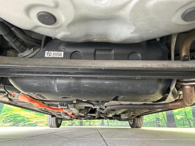 アクア Ｓ　中期　純正ナビ　セ－フティセンス　スマートキー　ＥＴＣ　純正ＯＰ１５インチＡＷ　オートハイビーム　オートライト　オートエアコン　Ｂｌｕｅｔｏｏｔｈ　ＣＤ／ＤＶＤ再生　地デジ　禁煙車　ワンオーナー（19枚目）