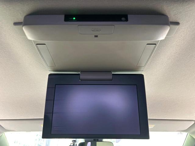 ノア Ｘ　ディライトプラス　純正９型ナビ　フリップダウンモニター　バックカメラ　両側パワスラ　セ－フティセンス　スマートキー　ドラレコ　ＥＴＣ　ＬＥＤヘッドライト　Ｂｌｕｅｔｏｏｔｈ　禁煙車　ワンオーナー（4枚目）