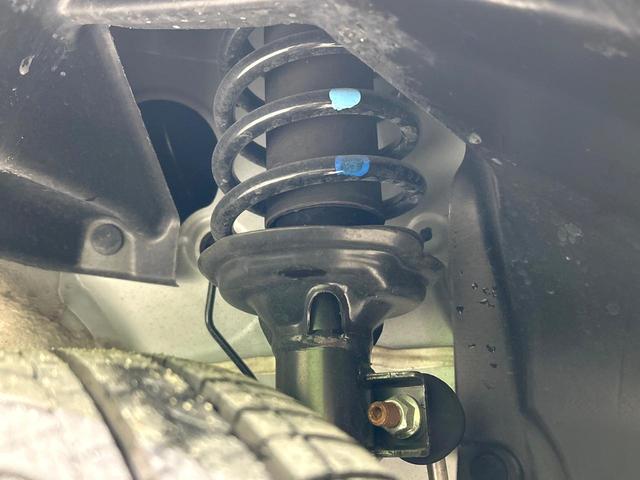 Ｎ－ＢＯＸカスタム Ｇ・ターボパッケージ　ナビ　バックカメラ　両側パワスラ　クルーズコントロール　ＨＩＤヘッドライト　スマートキー　ＥＴＣ　純正１５インチＡＷ　オートエアコン　ＣＤ／ＤＶＤ再生　革巻きステアリング　禁煙車　ワンオーナー（20枚目）