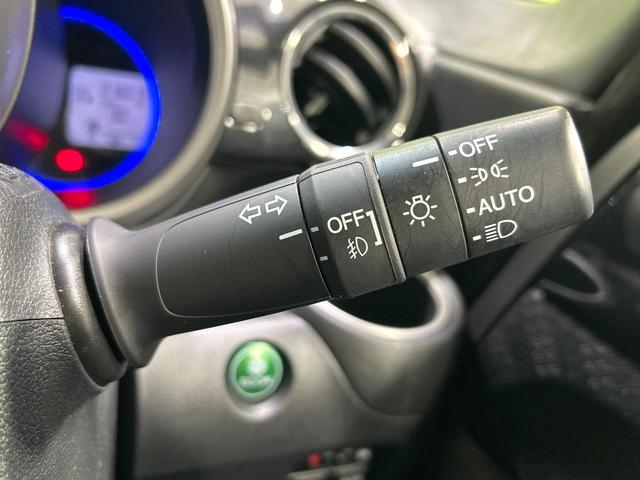 Ｎ－ＢＯＸカスタム Ｇ・ターボパッケージ　ナビ　バックカメラ　両側パワスラ　クルーズコントロール　ＨＩＤヘッドライト　スマートキー　ＥＴＣ　純正１５インチＡＷ　オートエアコン　ＣＤ／ＤＶＤ再生　革巻きステアリング　禁煙車　ワンオーナー（40枚目）