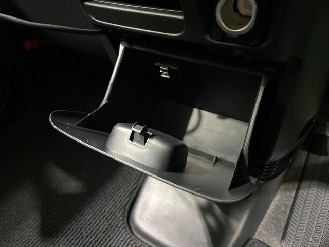 Ｎ－ＢＯＸカスタム Ｇ・ターボパッケージ　ナビ　バックカメラ　両側パワスラ　クルーズコントロール　ＨＩＤヘッドライト　スマートキー　ＥＴＣ　純正１５インチＡＷ　オートエアコン　ＣＤ／ＤＶＤ再生　革巻きステアリング　禁煙車　ワンオーナー（45枚目）