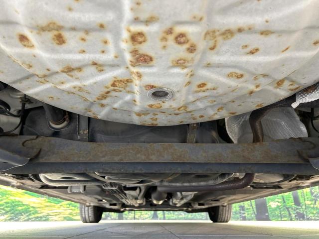 ノート メダリスト 純正ナビ 全周囲カメラ ドラレコ ETC ハ-フレザ-シ-ト インテリキー Bluetooth 純正革巻きステアリング オートエアコン 純正14インチAW 禁煙車 ワンオーナー(19枚目)