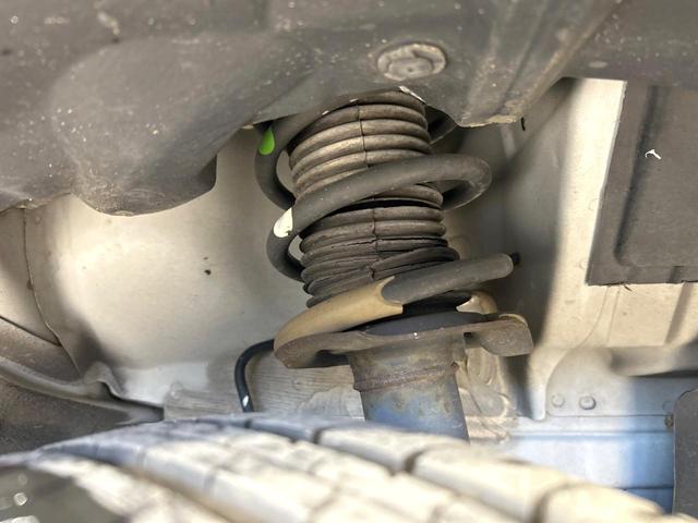 ノート メダリスト 純正ナビ 全周囲カメラ ドラレコ ETC ハ-フレザ-シ-ト インテリキー Bluetooth 純正革巻きステアリング オートエアコン 純正14インチAW 禁煙車 ワンオーナー(20枚目)