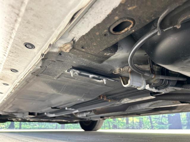 ノート メダリスト 純正ナビ 全周囲カメラ ドラレコ ETC ハ-フレザ-シ-ト インテリキー Bluetooth 純正革巻きステアリング オートエアコン 純正14インチAW 禁煙車 ワンオーナー(22枚目)