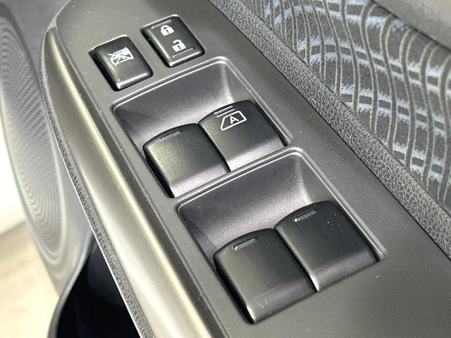 ノート メダリスト 純正ナビ 全周囲カメラ ドラレコ ETC ハ-フレザ-シ-ト インテリキー Bluetooth 純正革巻きステアリング オートエアコン 純正14インチAW 禁煙車 ワンオーナー(48枚目)