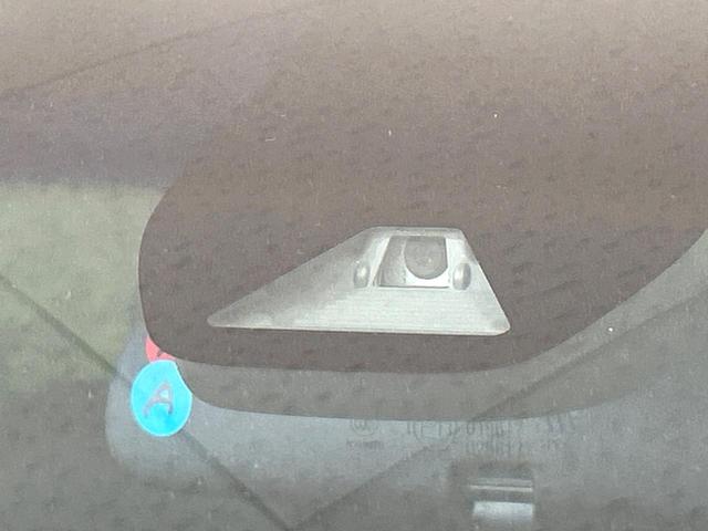 オデッセイハイブリッド ハイブリッドアブソルート・ホンダセンシングＥＸパック　純正ナビ　フリップダウンモニター　バックカメラ　両側パワスラ　ホンダセンシング　アダプティブクルーズコントロール　ドラレコ　ＥＴＣ　ＬＥＤヘッドライト　ハーフレザーシート　純正１７インチＡＷ　禁煙車（7枚目）