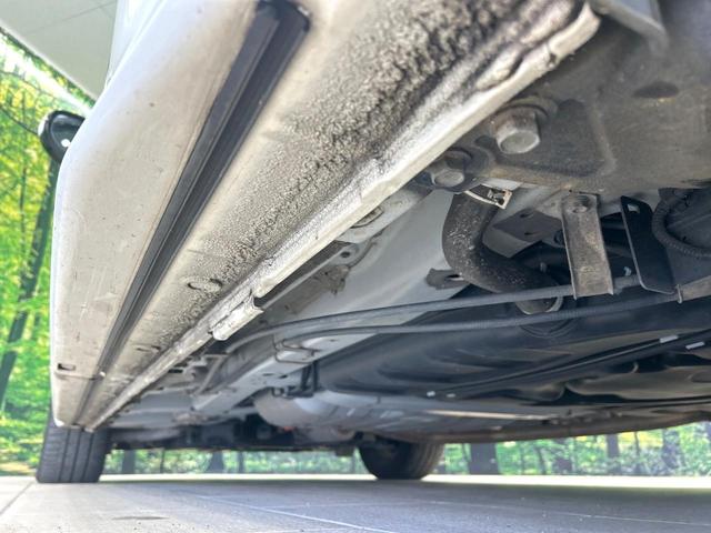 オデッセイハイブリッド ハイブリッドアブソルート・ホンダセンシングＥＸパック　純正ナビ　フリップダウンモニター　バックカメラ　両側パワスラ　ホンダセンシング　アダプティブクルーズコントロール　ドラレコ　ＥＴＣ　ＬＥＤヘッドライト　ハーフレザーシート　純正１７インチＡＷ　禁煙車（23枚目）