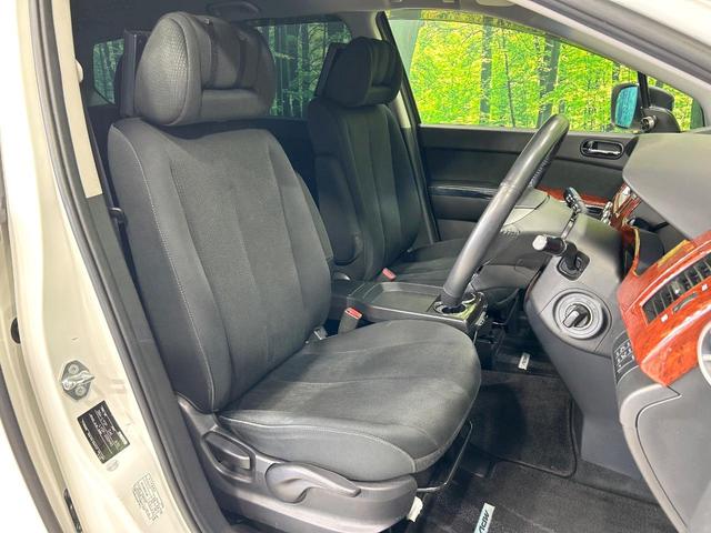 ＭＰＶ ２３Ｔ　ターボ　純正ナビ　フリップダウンモニター　バックカメラ　両側パワスラ　ＨＩＤヘッドライト　スマートキー　リアオ－トエアコン　ＥＴＣ　オ－トエアコン　禁煙車　ワンオーナー（9枚目）