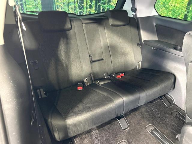 ＭＰＶ ２３Ｔ　ターボ　純正ナビ　フリップダウンモニター　バックカメラ　両側パワスラ　ＨＩＤヘッドライト　スマートキー　リアオ－トエアコン　ＥＴＣ　オ－トエアコン　禁煙車　ワンオーナー（11枚目）