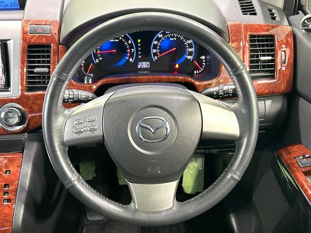 ＭＰＶ ２３Ｔ　ターボ　純正ナビ　フリップダウンモニター　バックカメラ　両側パワスラ　ＨＩＤヘッドライト　スマートキー　リアオ－トエアコン　ＥＴＣ　オ－トエアコン　禁煙車　ワンオーナー（13枚目）