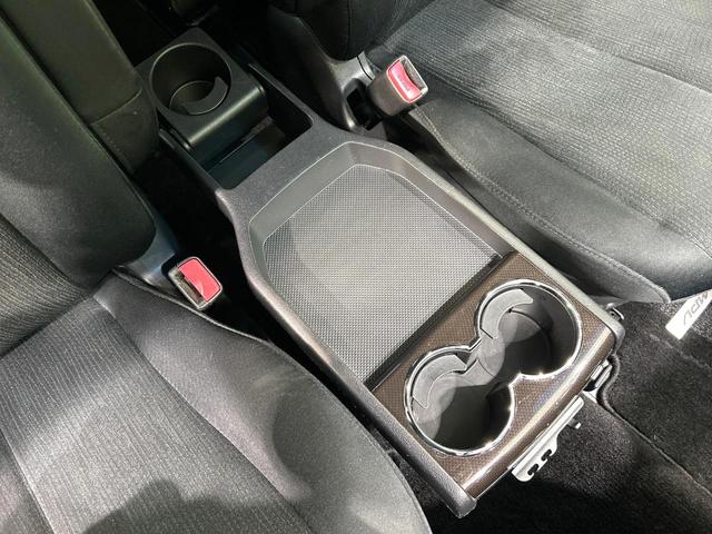 ＭＰＶ ２３Ｔ　ターボ　純正ナビ　フリップダウンモニター　バックカメラ　両側パワスラ　ＨＩＤヘッドライト　スマートキー　リアオ－トエアコン　ＥＴＣ　オ－トエアコン　禁煙車　ワンオーナー（50枚目）