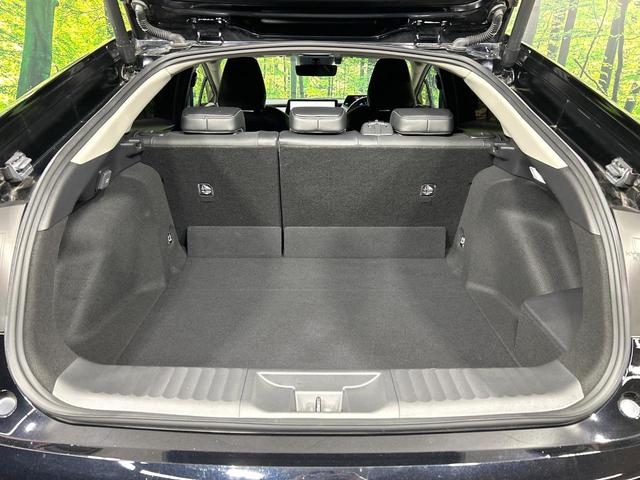 プリウス Ｚ　パノラマルーフ　モデリスタエアロ　純正１２．３型ナビ　全周囲カメラ　シ－トベンチレ－ション　セ－フティセンス　レーダークルーズコントロール　ブラインドスポットモニター　ステアリングヒータ－　禁煙車（11枚目）