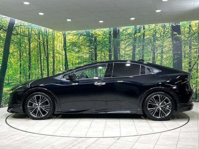 プリウス Ｚ　パノラマルーフ　モデリスタエアロ　純正１２．３型ナビ　全周囲カメラ　シ－トベンチレ－ション　セ－フティセンス　レーダークルーズコントロール　ブラインドスポットモニター　ステアリングヒータ－　禁煙車（24枚目）