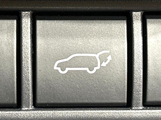 プリウス Ｚ　パノラマルーフ　モデリスタエアロ　純正１２．３型ナビ　全周囲カメラ　シ－トベンチレ－ション　セ－フティセンス　レーダークルーズコントロール　ブラインドスポットモニター　ステアリングヒータ－　禁煙車（44枚目）