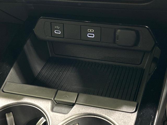 プリウス Ｚ　パノラマルーフ　モデリスタエアロ　純正１２．３型ナビ　全周囲カメラ　シ－トベンチレ－ション　セ－フティセンス　レーダークルーズコントロール　ブラインドスポットモニター　ステアリングヒータ－　禁煙車（62枚目）