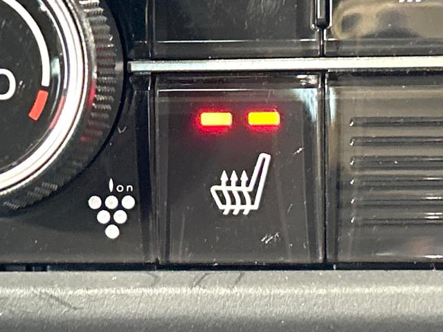 Ｎ－ＯＮＥ ＲＳ　２トーンカラー　タ－ボ　純正８型ナビ　バックカメラ　シ－トヒ－タ－　ホンダセンシング　アダプティブクルーズコントロール　ＬＥＤヘッドライト　ドラレコ　ＥＴＣ　禁煙車　ワンオーナー（5枚目）