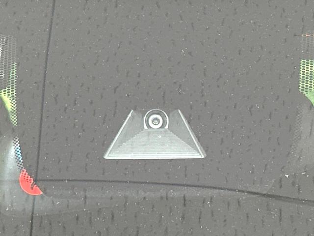 Ｎ－ＯＮＥ ＲＳ　２トーンカラー　タ－ボ　純正８型ナビ　バックカメラ　シ－トヒ－タ－　ホンダセンシング　アダプティブクルーズコントロール　ＬＥＤヘッドライト　ドラレコ　ＥＴＣ　禁煙車　ワンオーナー（6枚目）