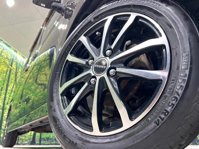 【１４インチアルミホイール】外観にマッチしたアルミホイールを装着しております。各種アルミホイールや、スタッドレスタイヤも取扱いしております。是非ご相談ください♪