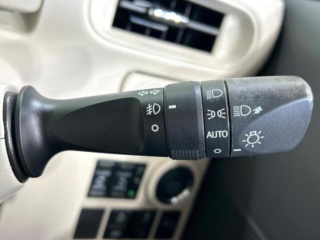 ムーヴキャンバス Ｘリミテッドメイクアップ　ＳＡＩＩＩ　２トーンカラー　ナビ　バックカメラ　両側パワスラ　スマートアシスト　ＥＴＣ　アイドリングストップ　Ｂｌｕｅｔｏｏｔｈ　スマートキー　フルセグ　ＣＤ／ＤＶＤ再生　禁煙車　ワンオーナー（44枚目）