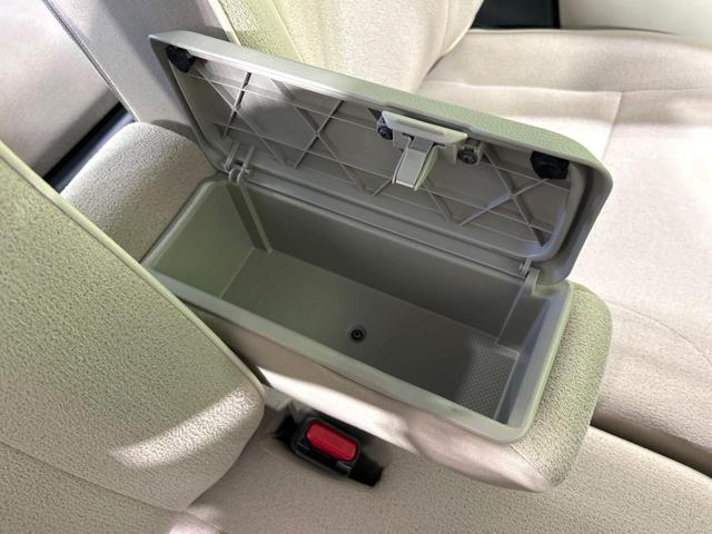 ムーヴキャンバス Ｘリミテッドメイクアップ　ＳＡＩＩＩ　２トーンカラー　ナビ　バックカメラ　両側パワスラ　スマートアシスト　ＥＴＣ　アイドリングストップ　Ｂｌｕｅｔｏｏｔｈ　スマートキー　フルセグ　ＣＤ／ＤＶＤ再生　禁煙車　ワンオーナー（51枚目）