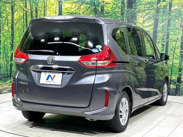フリード Ｇ・ホンダセンシング　純正ナビ　フリップダウンモニター　バックカメラ　両側パワスラ　ホンダセンシング　アダプティブクルーズコントロール　ドラレコ　ＥＴＣ　アイドリングストップ　禁煙車　ワンオーナー（19枚目）