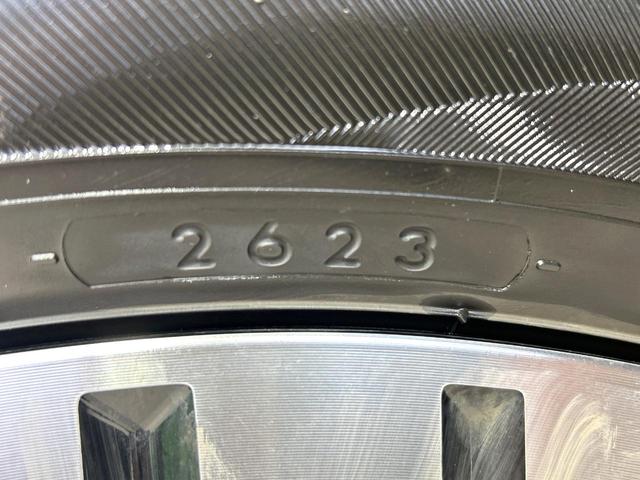 デリカＤ：５ Ｐ　純正１０．１型ナビ　全周囲カメラ　両側パワスラ　パワーバックドア　シ－トヒ－タ－　ｅ－アシスト　レ－ダ－ブレ－キサポート　ブラインドスポットモニター　ドラレコ　ＥＴＣ　禁煙車　ワンオーナー（33枚目）