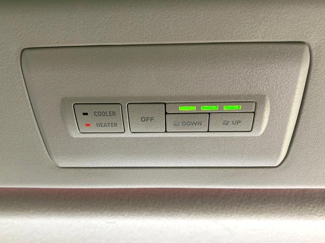 デリカＤ：５ Ｐ　純正１０．１型ナビ　全周囲カメラ　両側パワスラ　パワーバックドア　シ－トヒ－タ－　ｅ－アシスト　レ－ダ－ブレ－キサポート　ブラインドスポットモニター　ドラレコ　ＥＴＣ　禁煙車　ワンオーナー（60枚目）