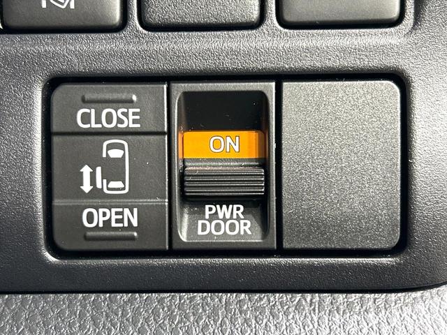 エスクァイア ハイブリッドXi 後期 純正9型ナビ フリップダウンモニター バックカメラ 電動スライドドア シ-トヒ-タ- セ-フティセンス クルーズコントロール ドラレコ ETC Bluetooth 禁煙車 ワンオーナー(6枚目)